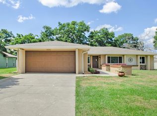 3201 Stratford Ln, Mount Dora, FL 32757