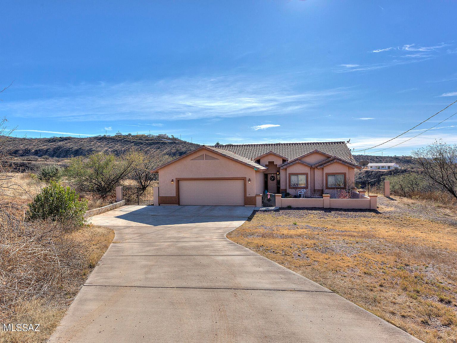 332 Circulo Cerro, Rio Rico, AZ 85648 Zillow