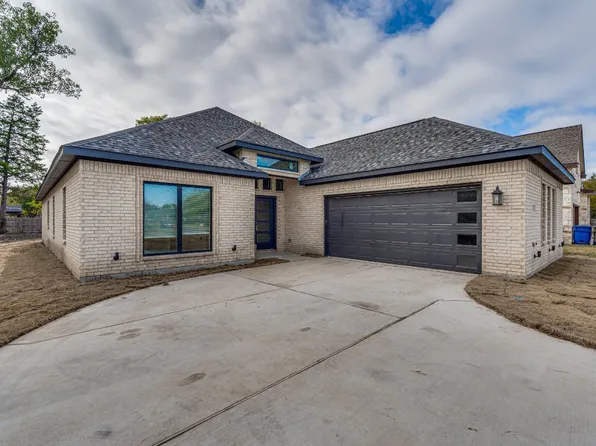 2915 Ames Rd, Lancaster, TX 75134
