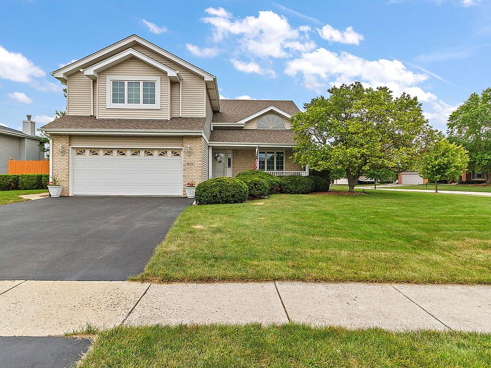 1st image of 813 Wildwood Dr