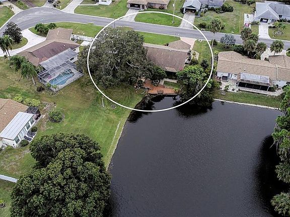 5th image of 311 South Dr