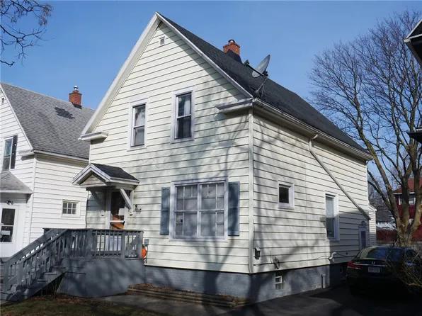392 Sawyer St, Rochester, NY 14619