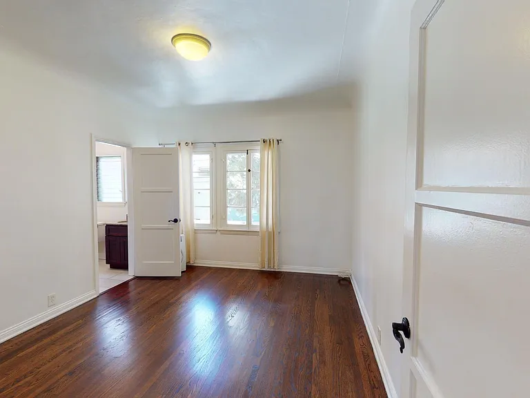 10747 W Ashton Ave — Photo 15