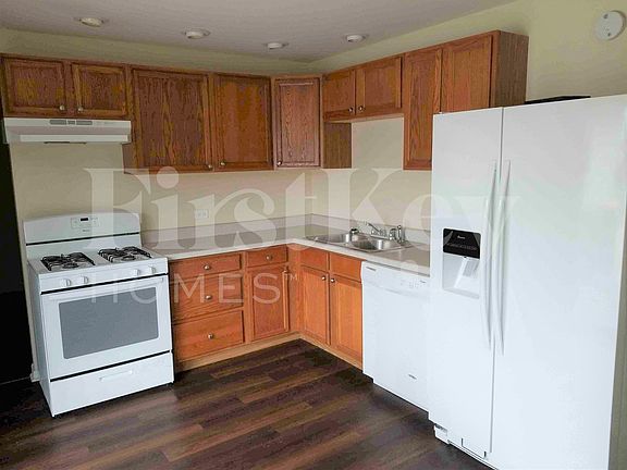 4th image of 18642 W Karen Ln