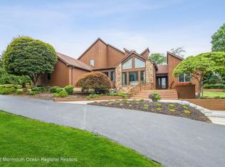 9 Taylor Run, Holmdel, NJ 07733