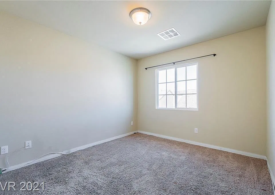 6783 Flamenco Ct