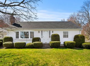 660 S Main St, Bellingham, MA 02019