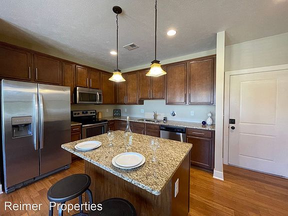 4th image of 19009 Marcy St #11006669
