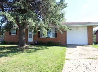 2306 W Westport Rd, Peoria, IL 61615