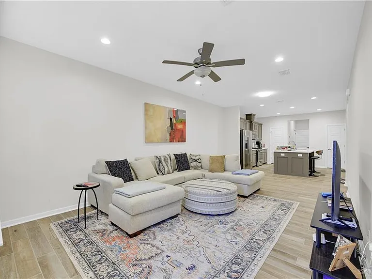1409 Xavier Ave — Photo 12