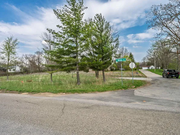 500 Blk S Whitney Rd, Muncie, IN 47302