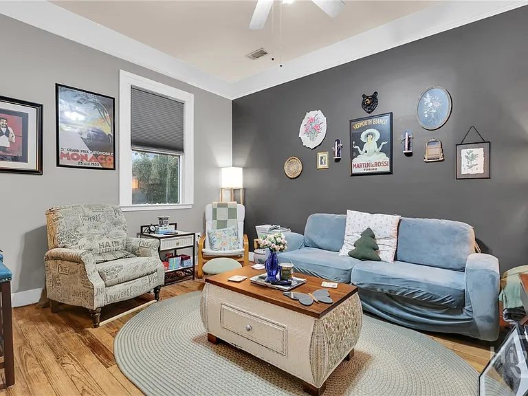 309 E Duffy St — Photo 12