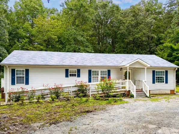 4800 Rabbit Run Dr, Haw River, NC 27258