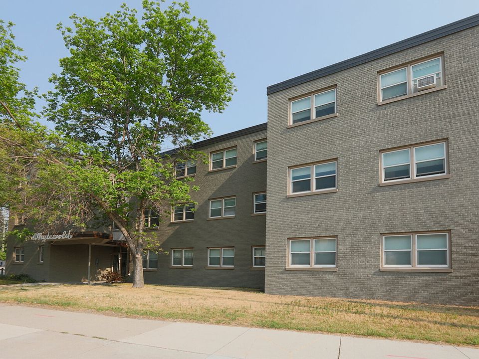 1st image of 2461 Portage Ave #15