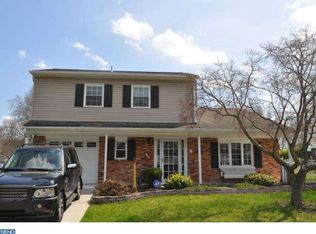 47 Sanford Dr, Newark, DE 19713