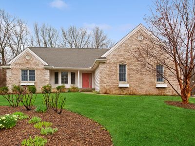 307 Parc Aux Vaches Dr, Chesterton, IN, 46304
