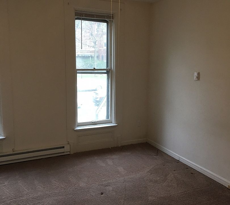 The Mansion Apartment Rentals Milwaukee, WI Zillow