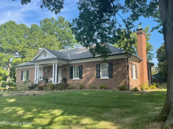 5523 Apache Rd, Indian Hills, KY 40207