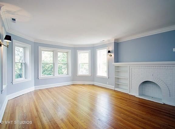 3rd image of 2633 W Carmen Ave #3E