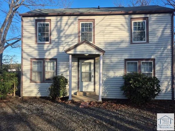 12 Black Feather Trl, Ridgeway, VA 24148