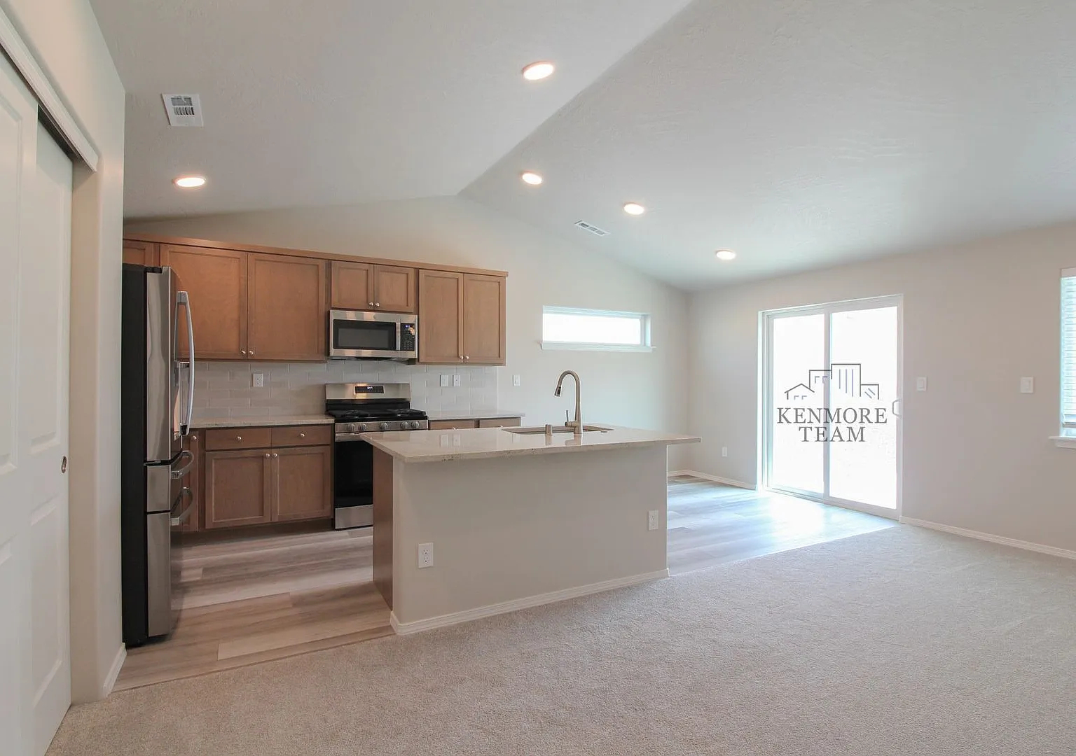 3 Bedroom, 2 Bath Home in Kennewick — Photo 3