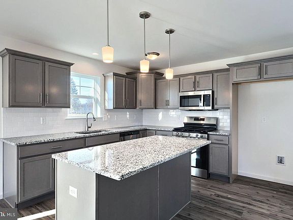 4th image of 148 Agate Ln Lot 106