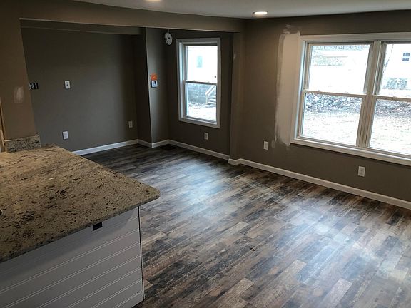 2nd image of 106 Gates Ave