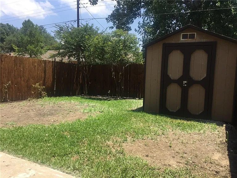 230 McCarley Pl — Photo 27