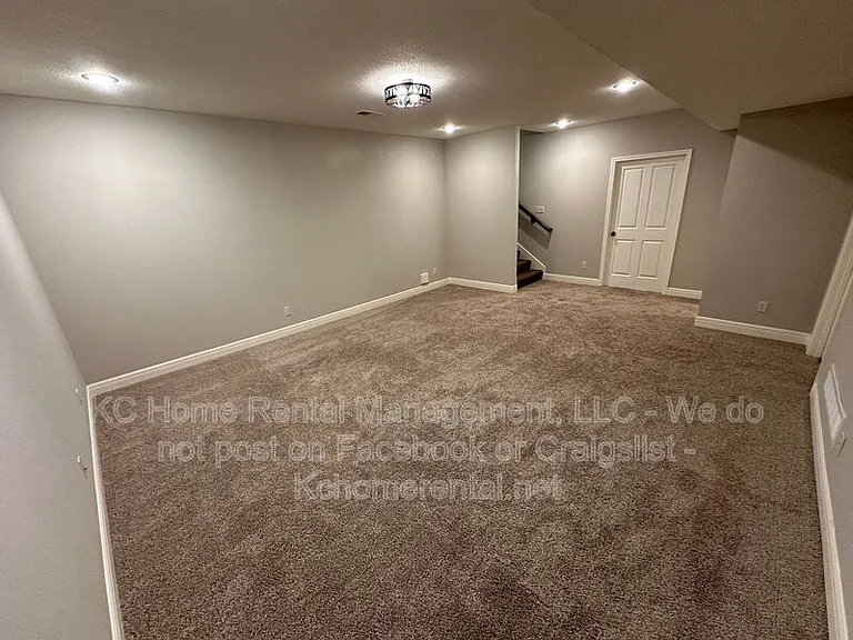8608 W 165th Pl — Photo 38