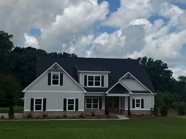 133 Twin Oaks Dr, Hampton, GA 30228