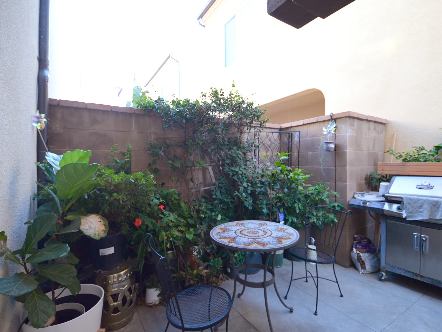 3 bed, 2.5 bath, 1460 sqft, $4,500 — Photo 4