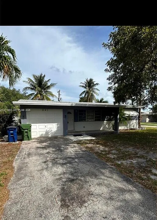 441 SW 10th Ter