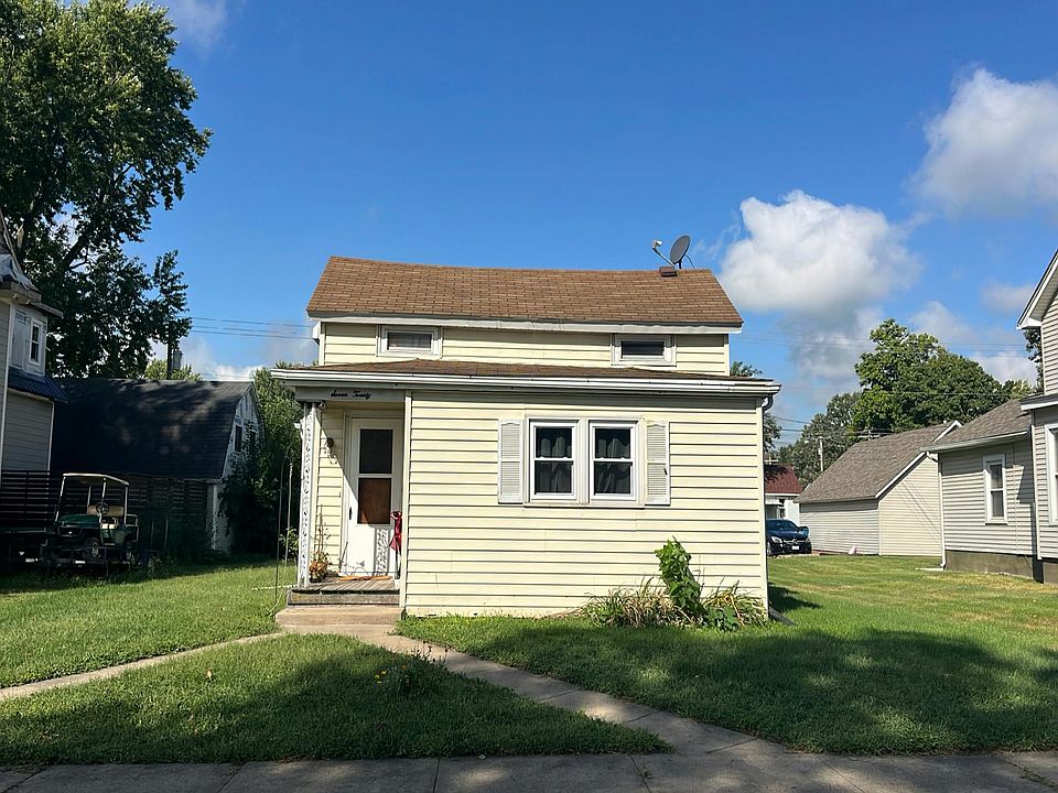 1st image of 720 N Pleasant St
