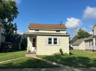 720 N Pleasant St, Princeton, IL 61356