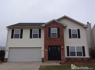8829 Stonewall Dr, Indianapolis, IN