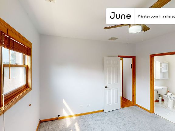 4th image of 1359 W Hubbard St #C