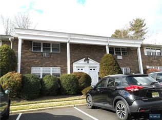 14 E Maple St #14, Teaneck, NJ 07666