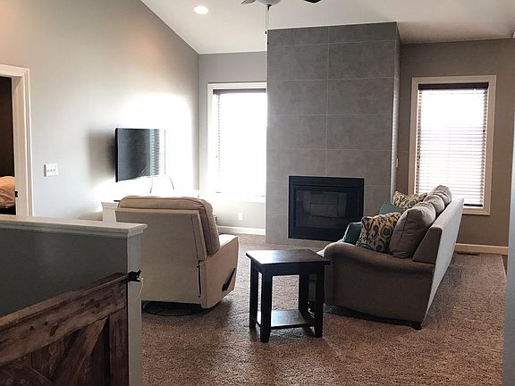 4th image of 9457 Southern Sky Cir
