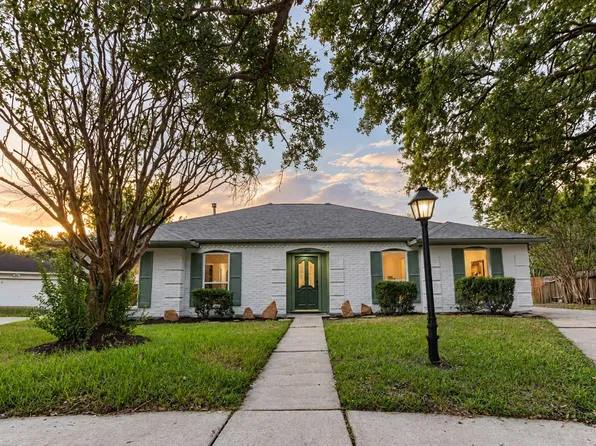 12211 Appleby Dr, Houston, TX 77031