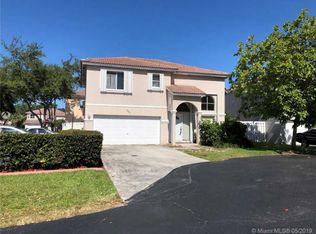301 SW 100th Ave, Pembroke Pines, FL 33025