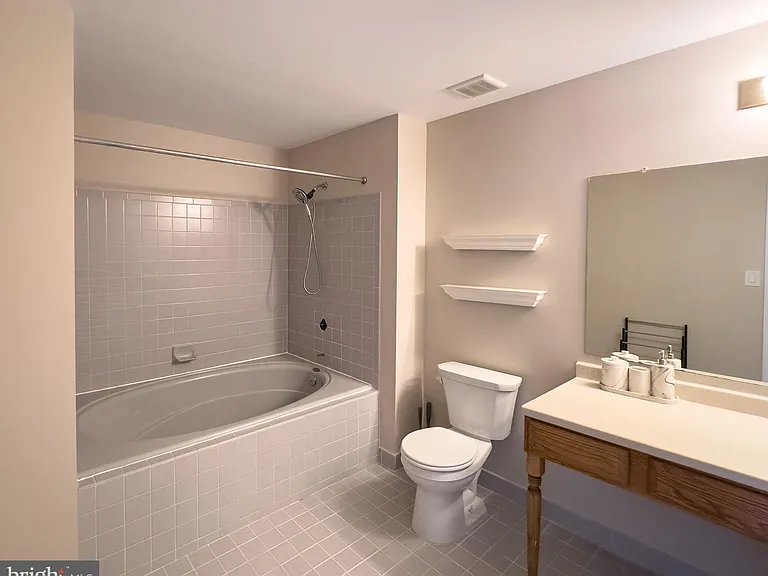 806 Wharton Rd — Photo 23