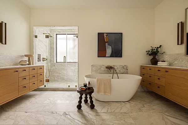 Bathroom, photo 1