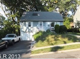 225 Windsor Rd, Wood Ridge, NJ 07075
