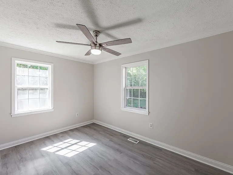 28 Falcon Rd — Photo 18