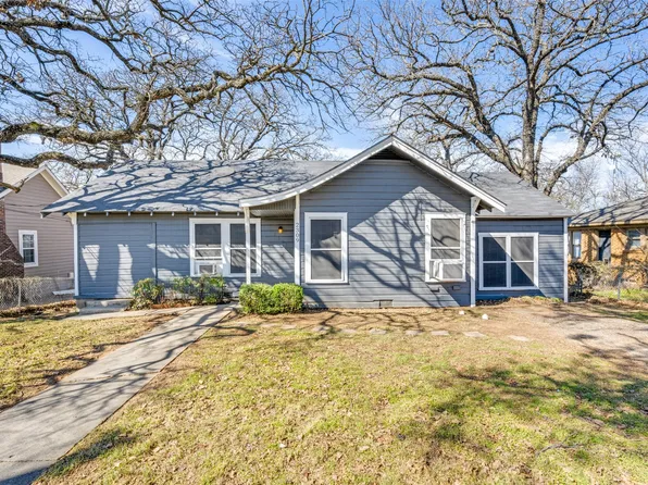 2309 N Locust St, Denton, TX 76209
