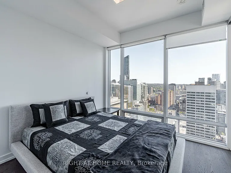 488 University Ave S #2507 — Photo 16