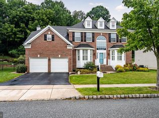 614 W Sunderland Ave, Chester Springs, PA 19425