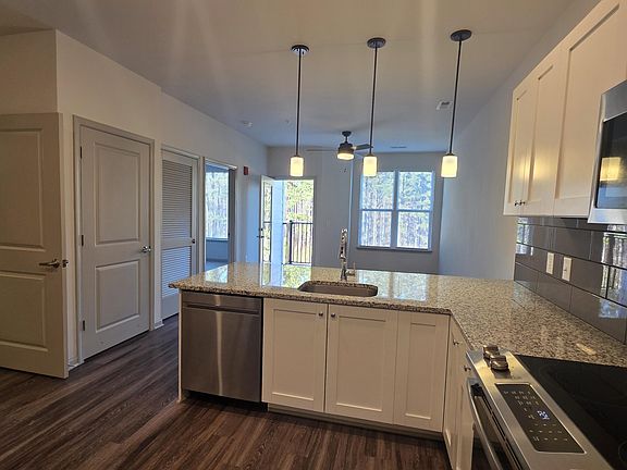 4th image of 2324 Gathering Square Ct