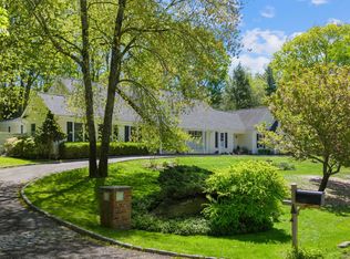 1 Stepping Stone Ln, Greenwich, CT 06830