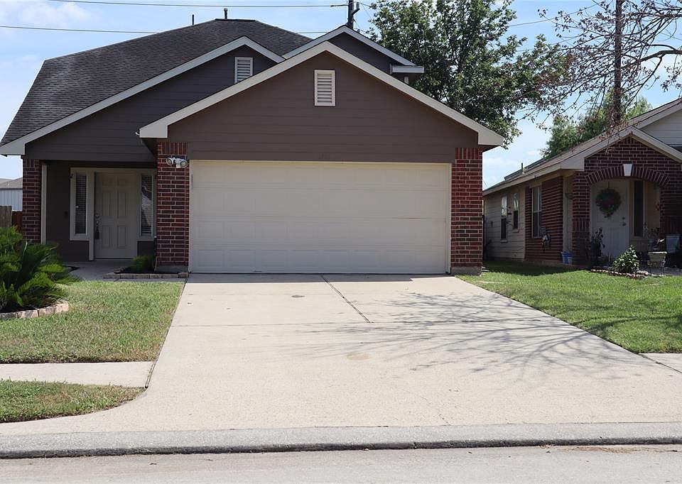 1st image of 11735 Rolling Stream Dr